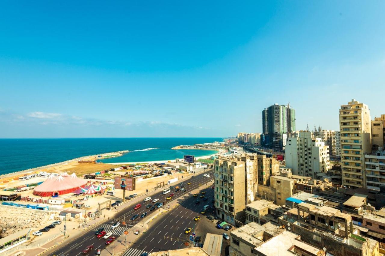 مكيفة علي البحر مباشرة اغتنم الفرصة Alexandria