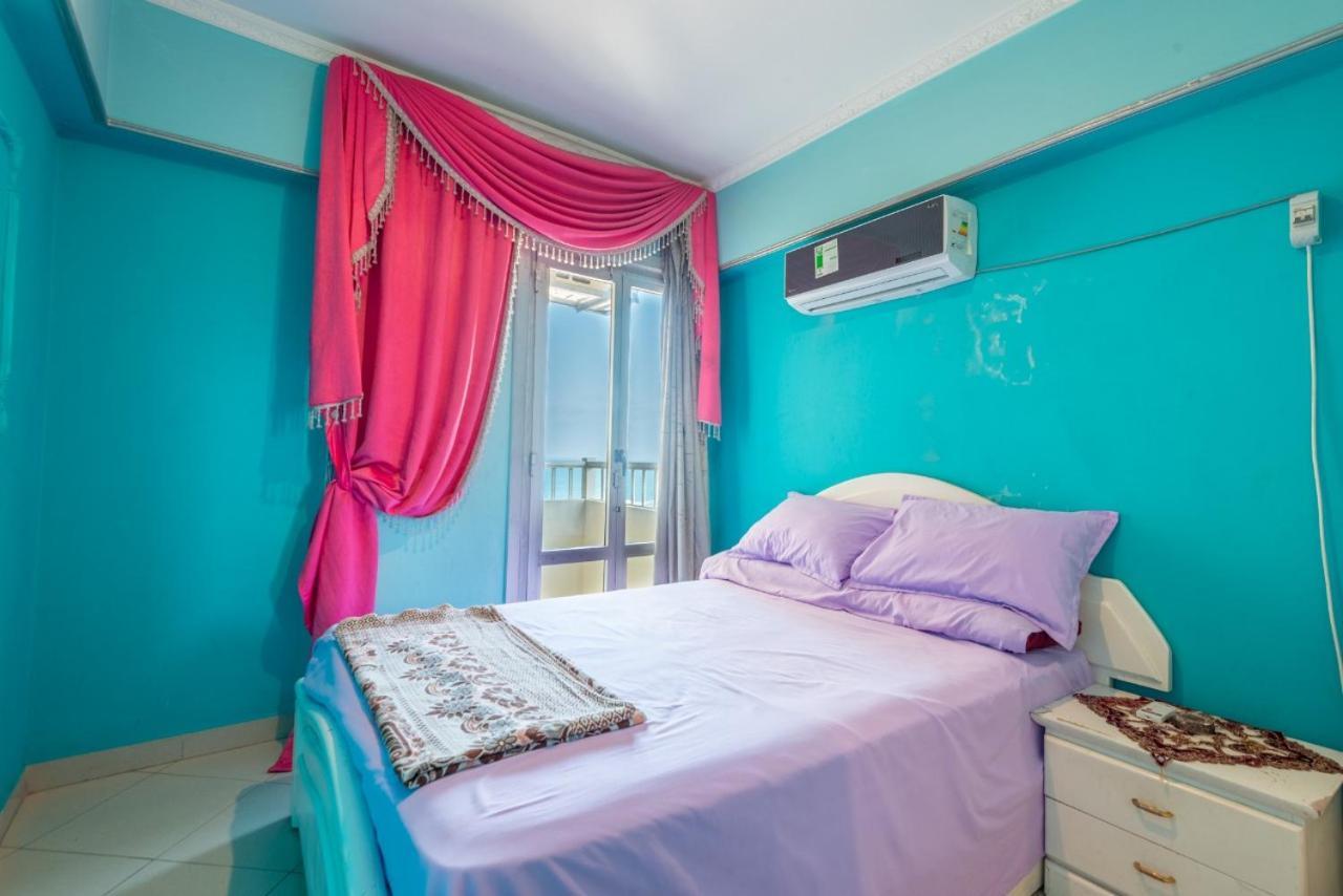 Apartment مكيفة علي البحر مباشرة اغتنم الفرصة