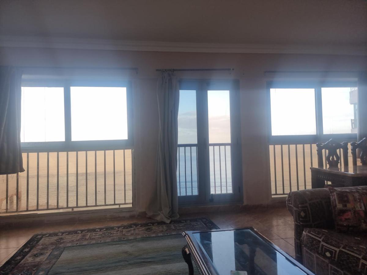 Zamzm Panoramic Sea View Family Flat - Beachfront Apartment
