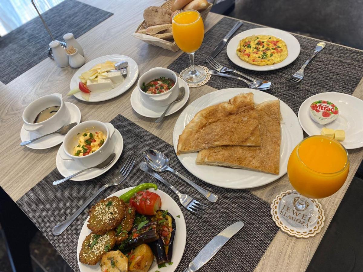 Jewel Agouza Hotel Giza