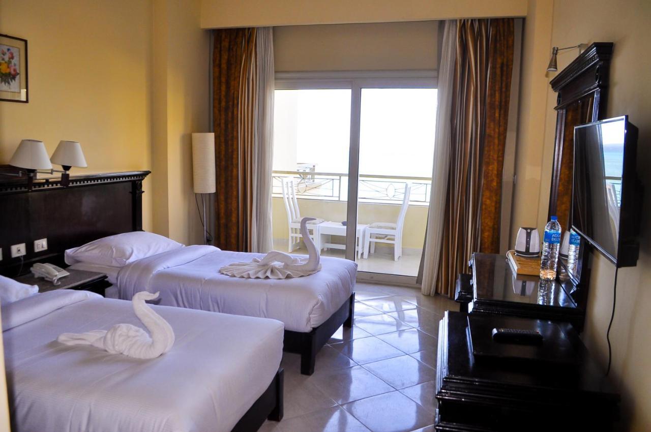 Magic Beach Resort Hurghada