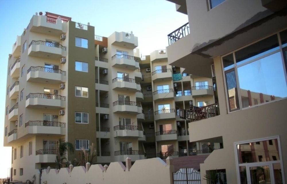 Paradise Hill Apart Otel 3*