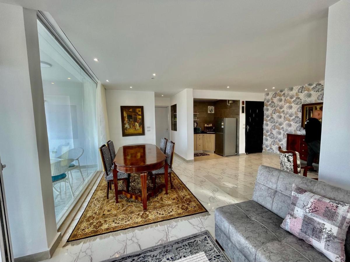 Apartment Sea View Paradise