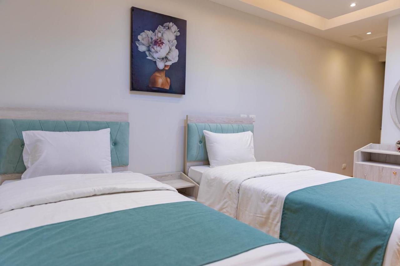 Miramar Boutique Hotel *