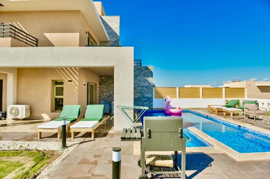 Sahl Hasheesh Sea-view With Private Pool Villa *