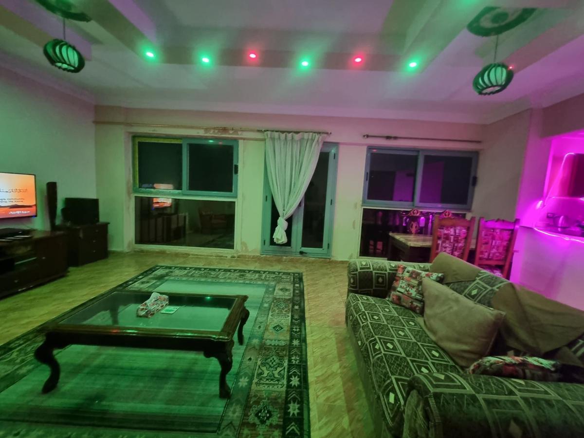 Zamzm Panoramic Sea View Family Flat - Beachfront