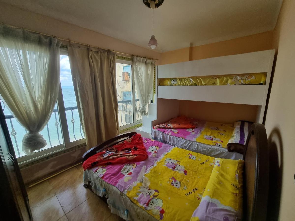 Zamzm Panoramic Sea View Family Flat - Beachfront Apartment Alexandria