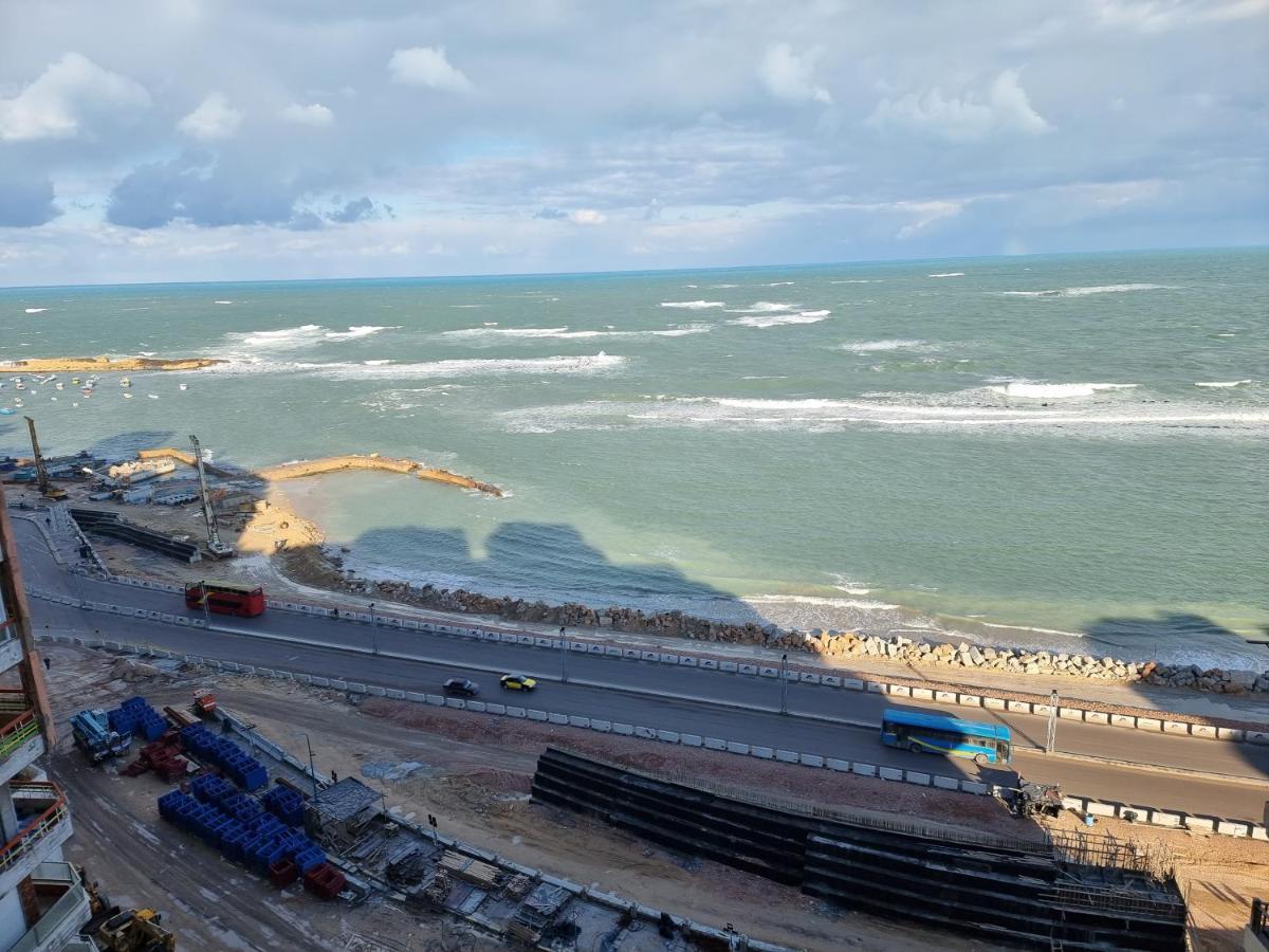 Zamzm Panoramic Sea View Family Flat - Beachfront Apartment Alexandria