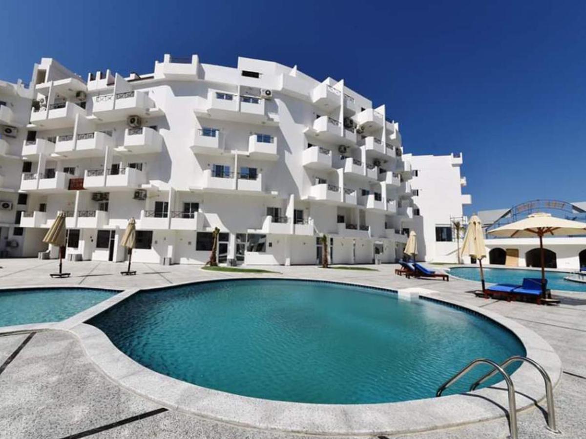 Apartment Near Dolce - Redsealine
