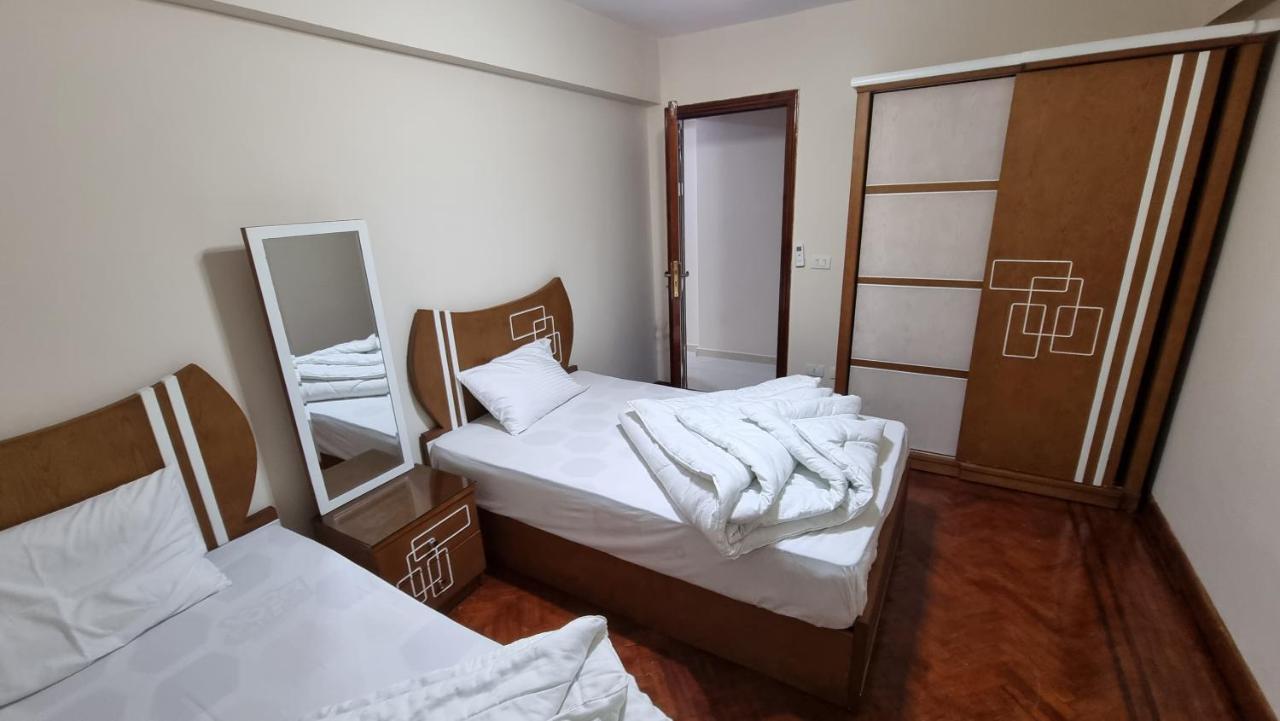 Alex Sea View - Families Only Alexandria