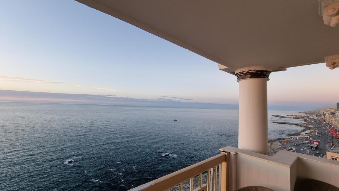 Alex Sea View - Families Only Alexandria