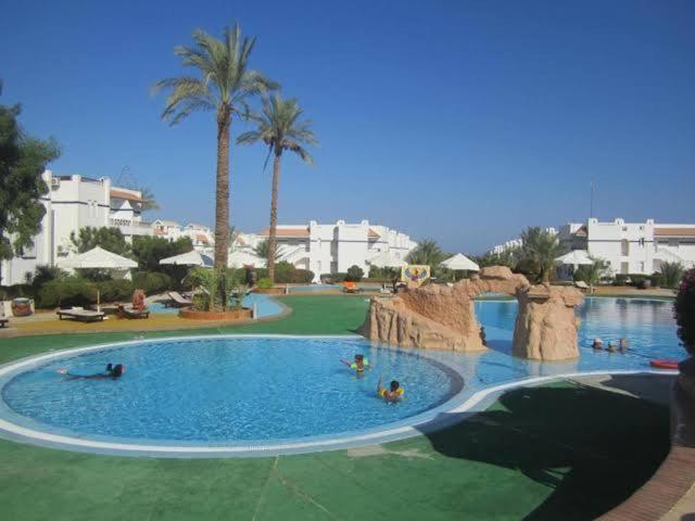 Apartment Lovely One Bedroom Within Cozy Compound Including Swimming Pool, Supermarket. Perfect Location At Neama Bay With Access To Public Transportation Sharm El-Sheikh
