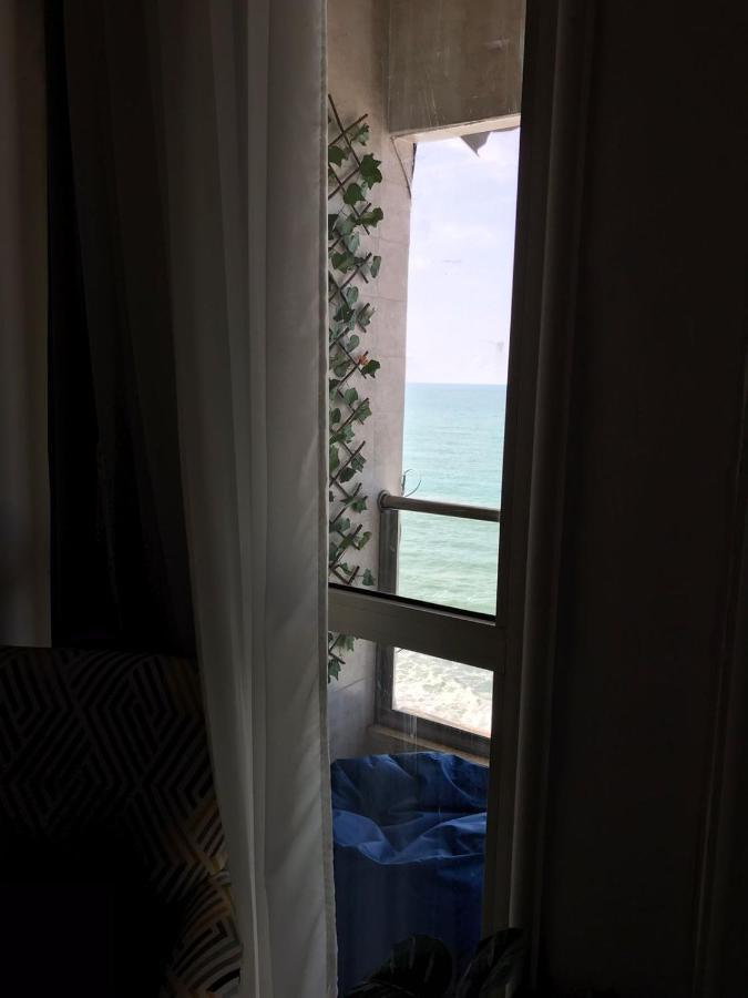 Alexander House Apartment