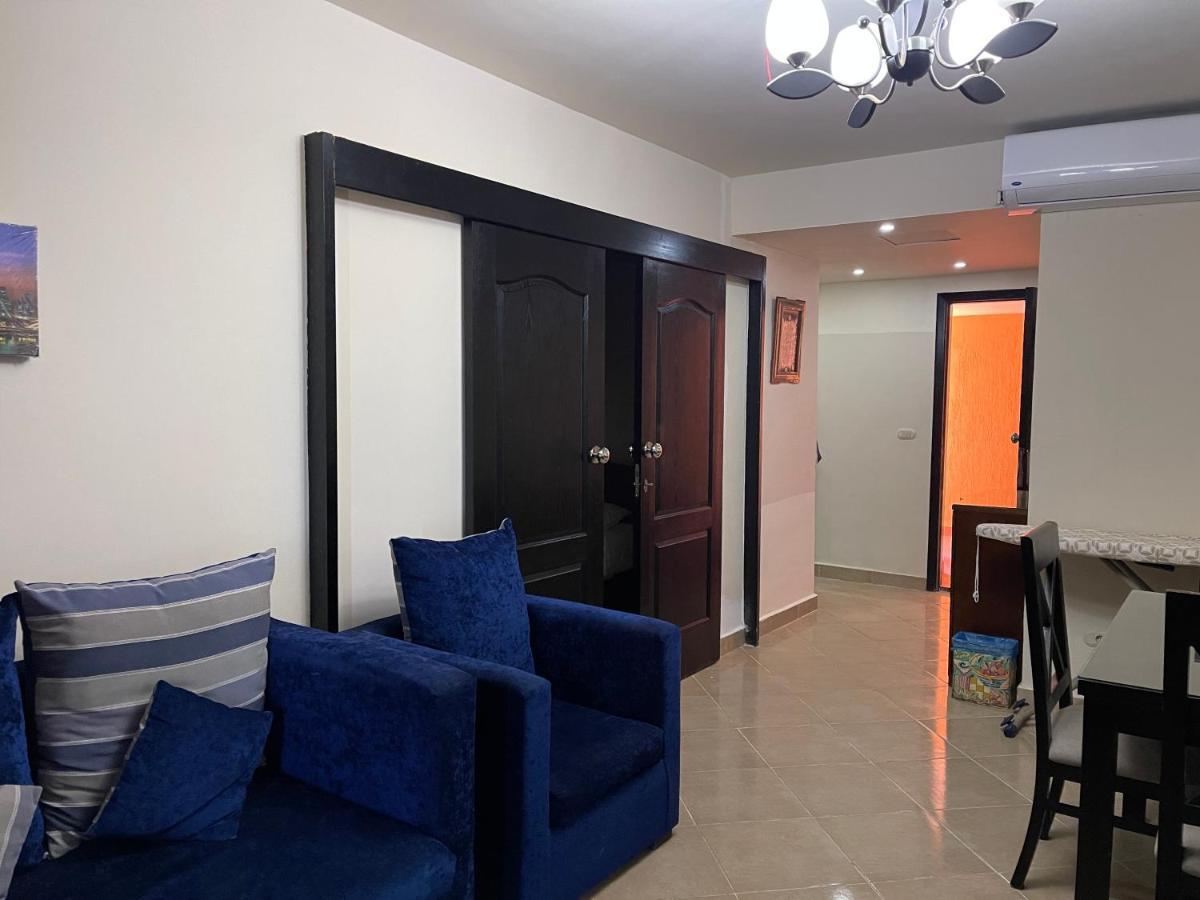 Apartment Sea View In Porto Marina *