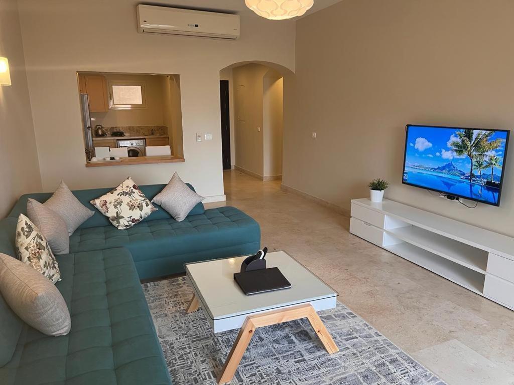 Azzurra Aparthotel