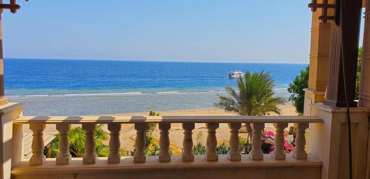Luxury Seafront Pool - 3 Stories & Roof Floor - Master Bedrooms *