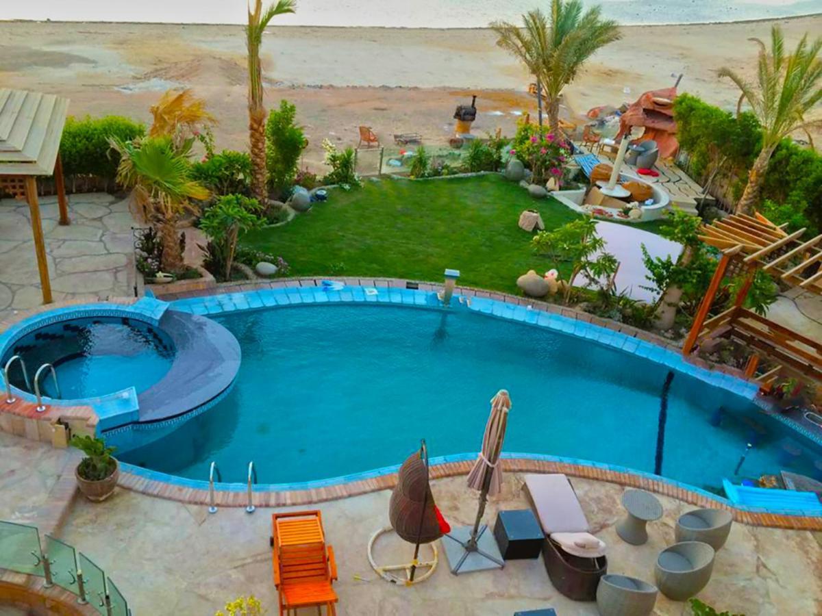 Luxury Seafront Pool - 3 Stories & Roof Floor - Master Bedrooms Villa *