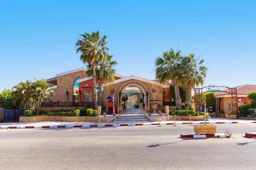 Resort Golden Ocean Marina