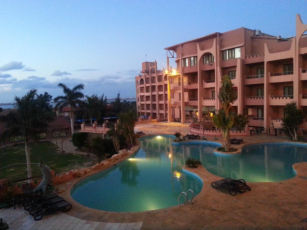 Africana & Resort 4*