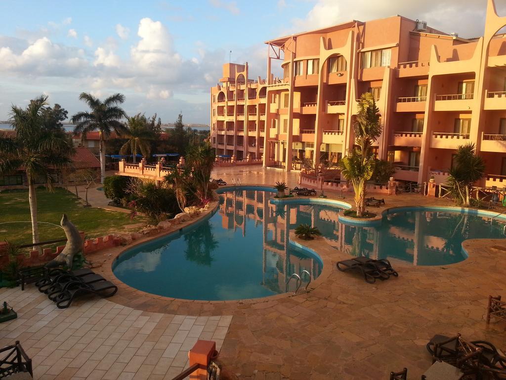 Africana & 4* Qaryat Shakush