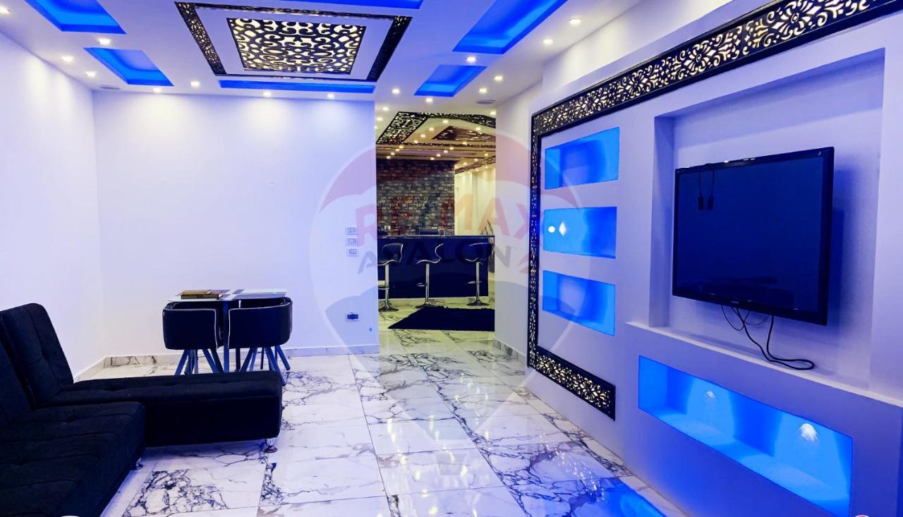 فخمة فيوالبحر Luxury Panorama Sea View Apartament *