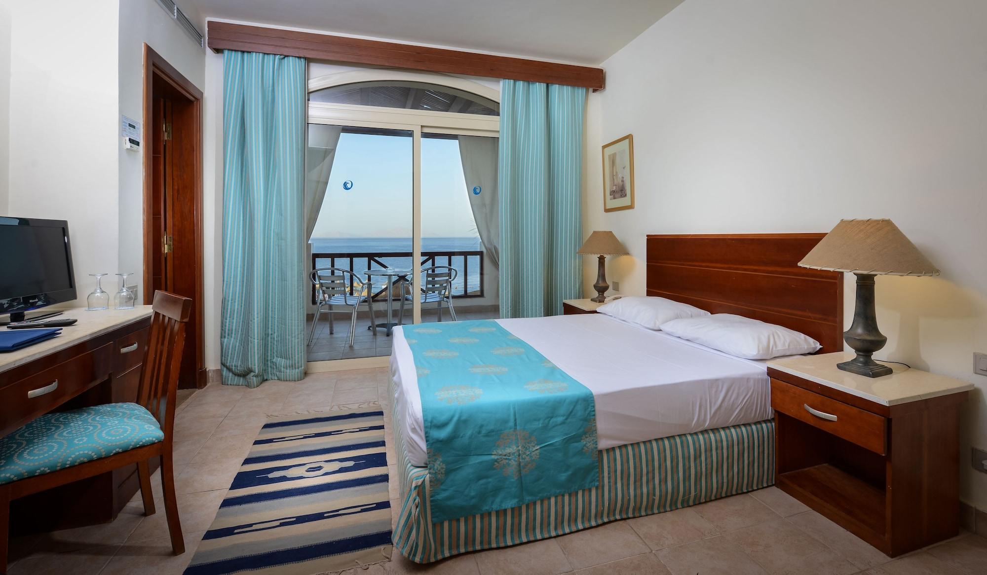 Resort Amphoras Blu 4*