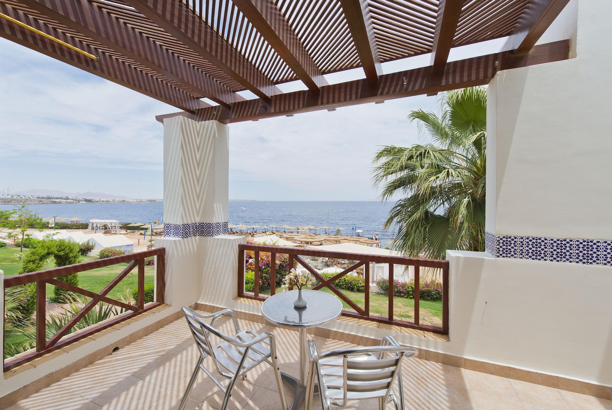 Amphoras Blu Resort 4*