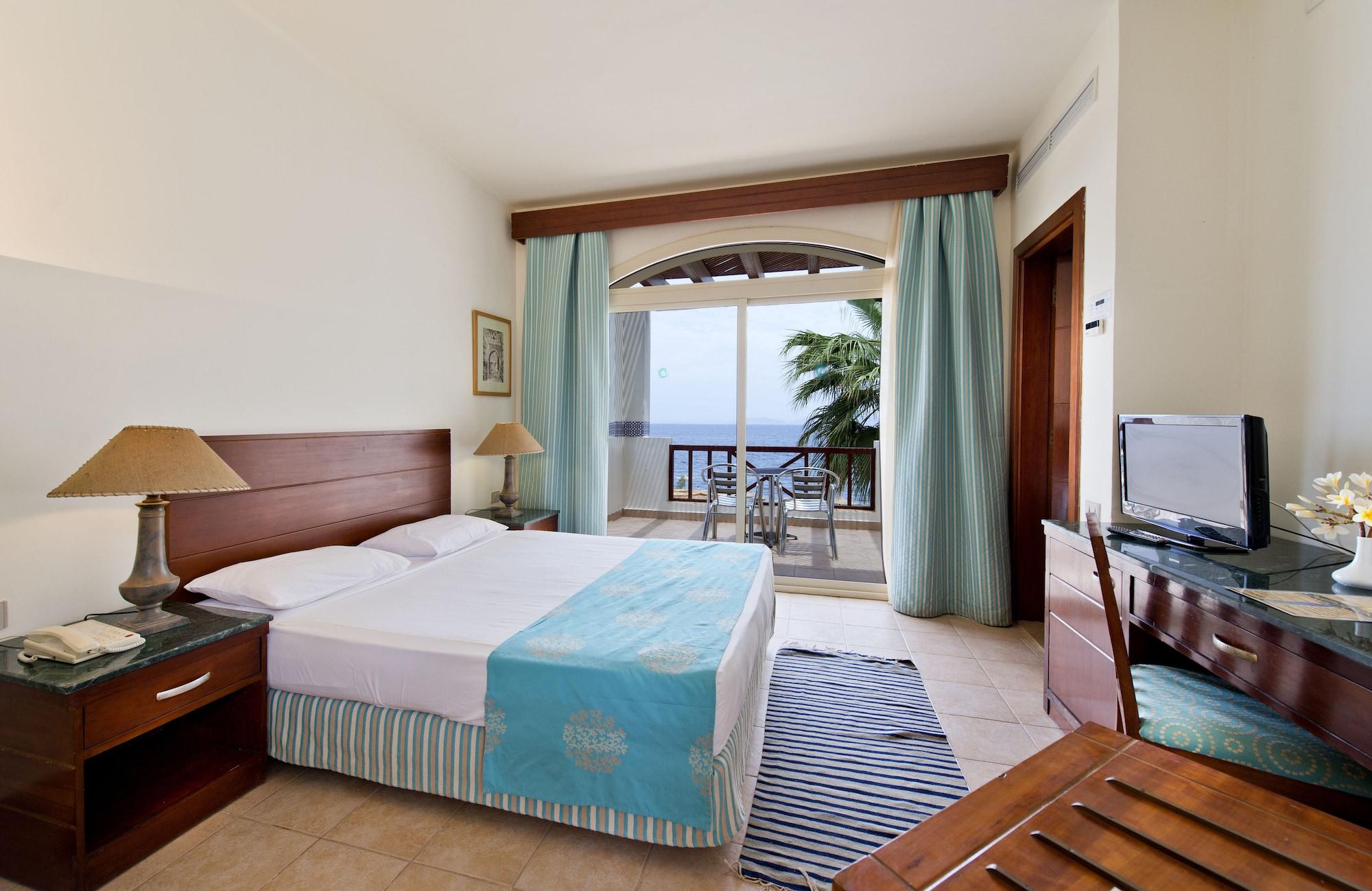 Amphoras Blu Resort 4*