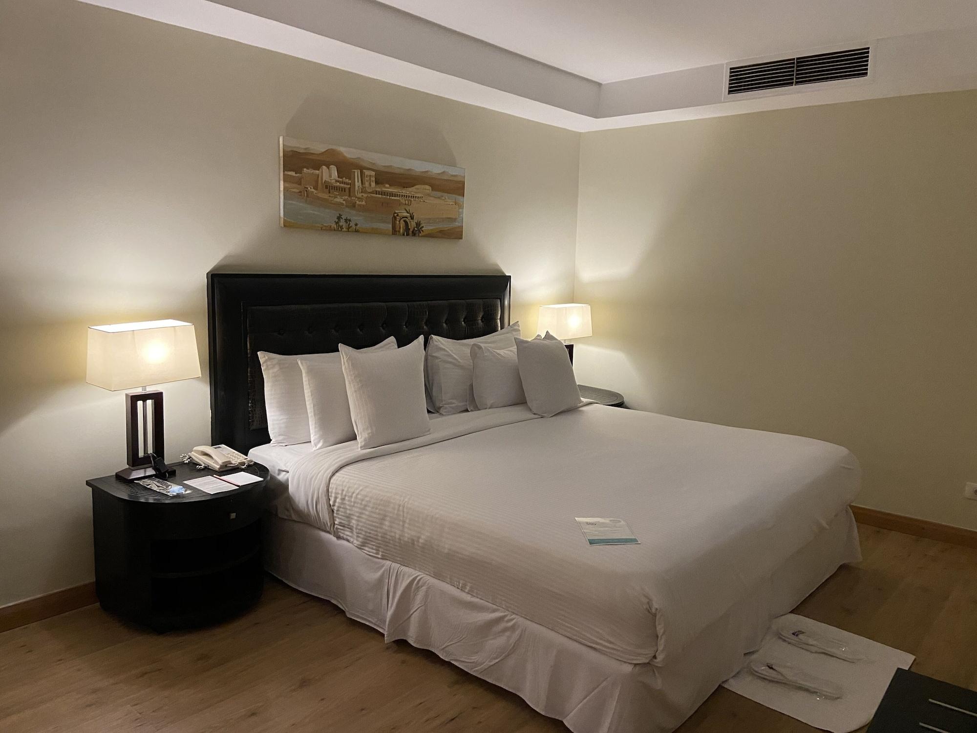 Barcelo Cairo Pyramids 4* Giza