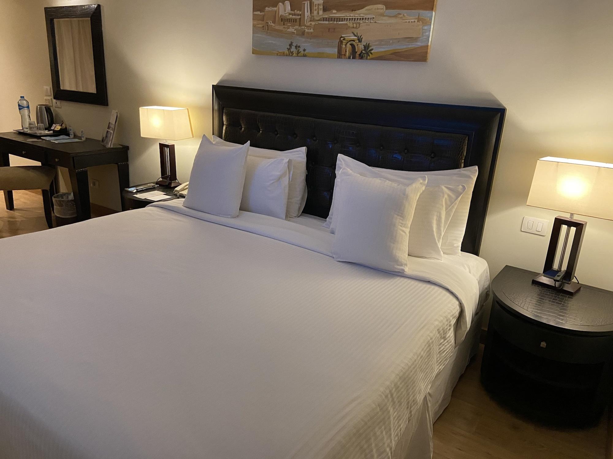Hotel Barcelo Cairo Pyramids