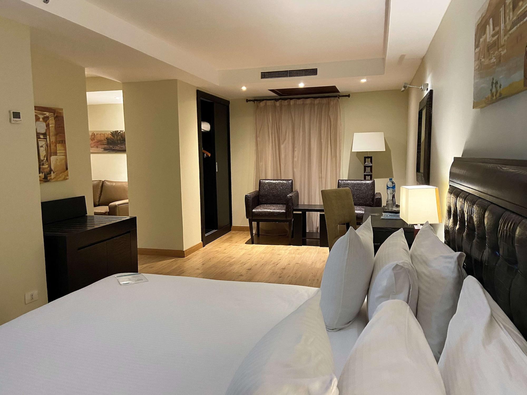 Barcelo Cairo Pyramids Hotel