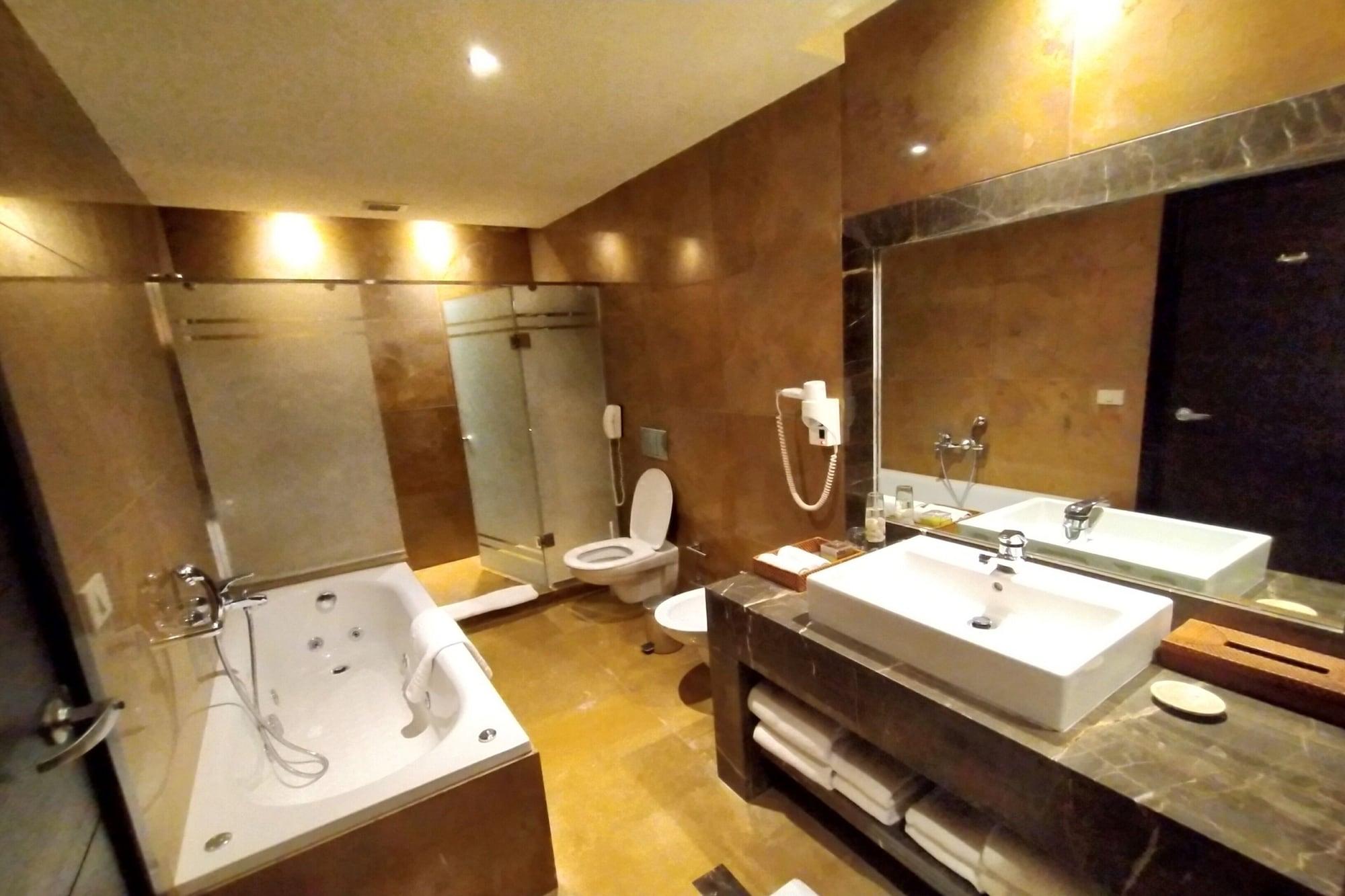 Jaz Crystal, Almaza Bay 5*
