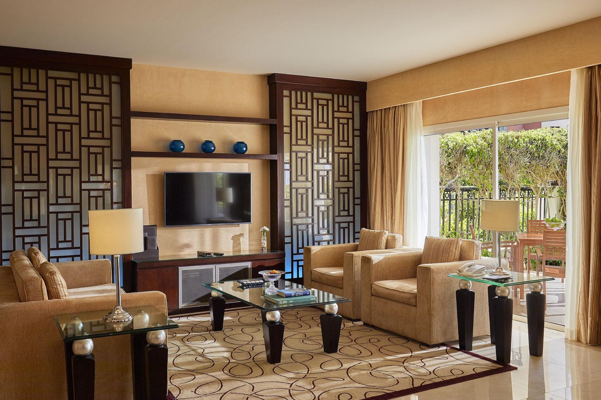 Jaz Elite Crystal, Almaza Bay Resort