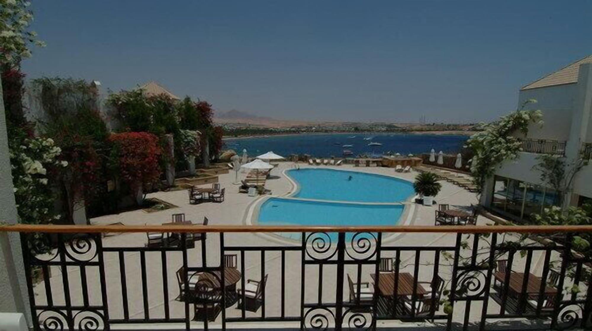 Complex Eden Rock Namaa Bay 3*