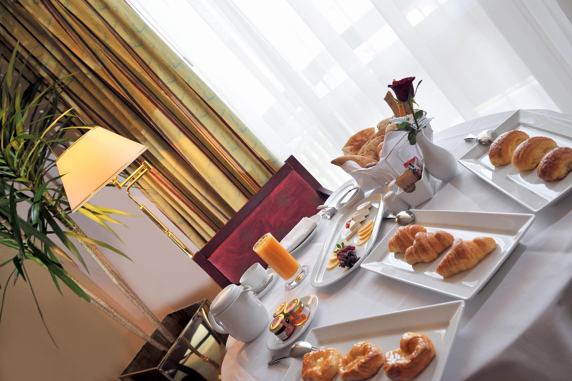 Safir Cairo 5* Giza