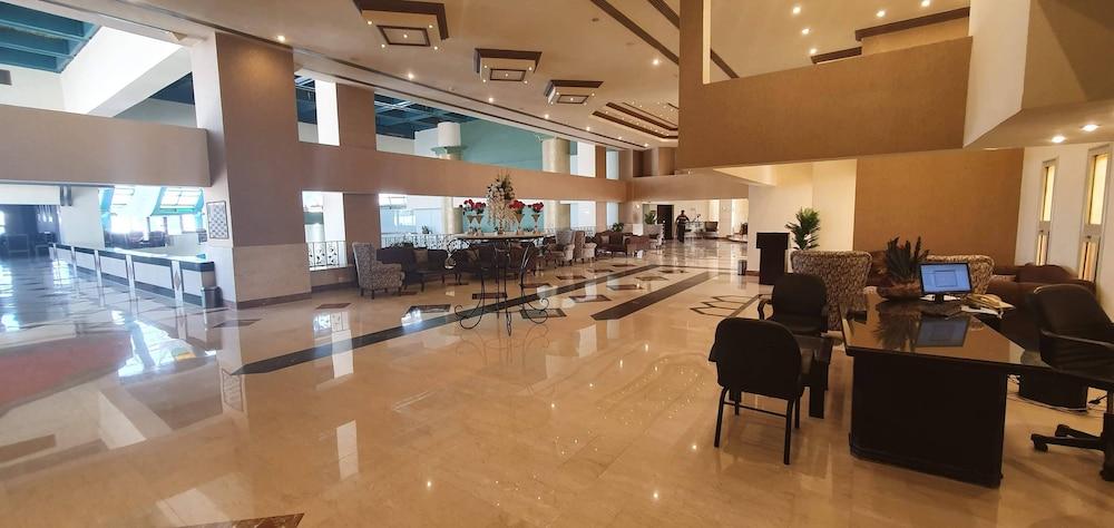Sharm Holiday Resort Complex 4*