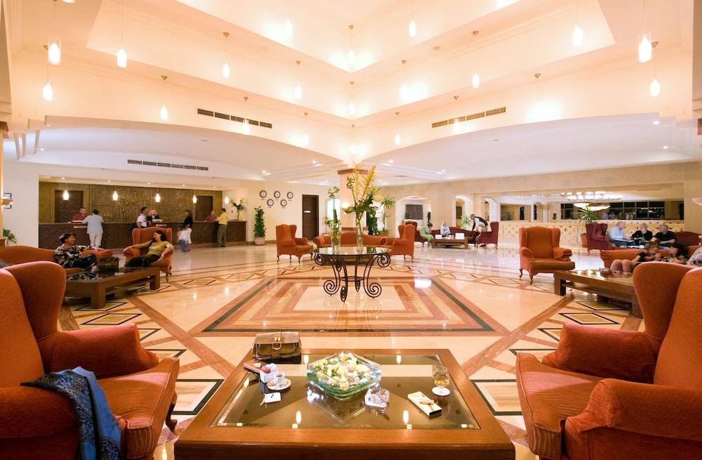 Resort Grand Plaza - Families And Couples Only