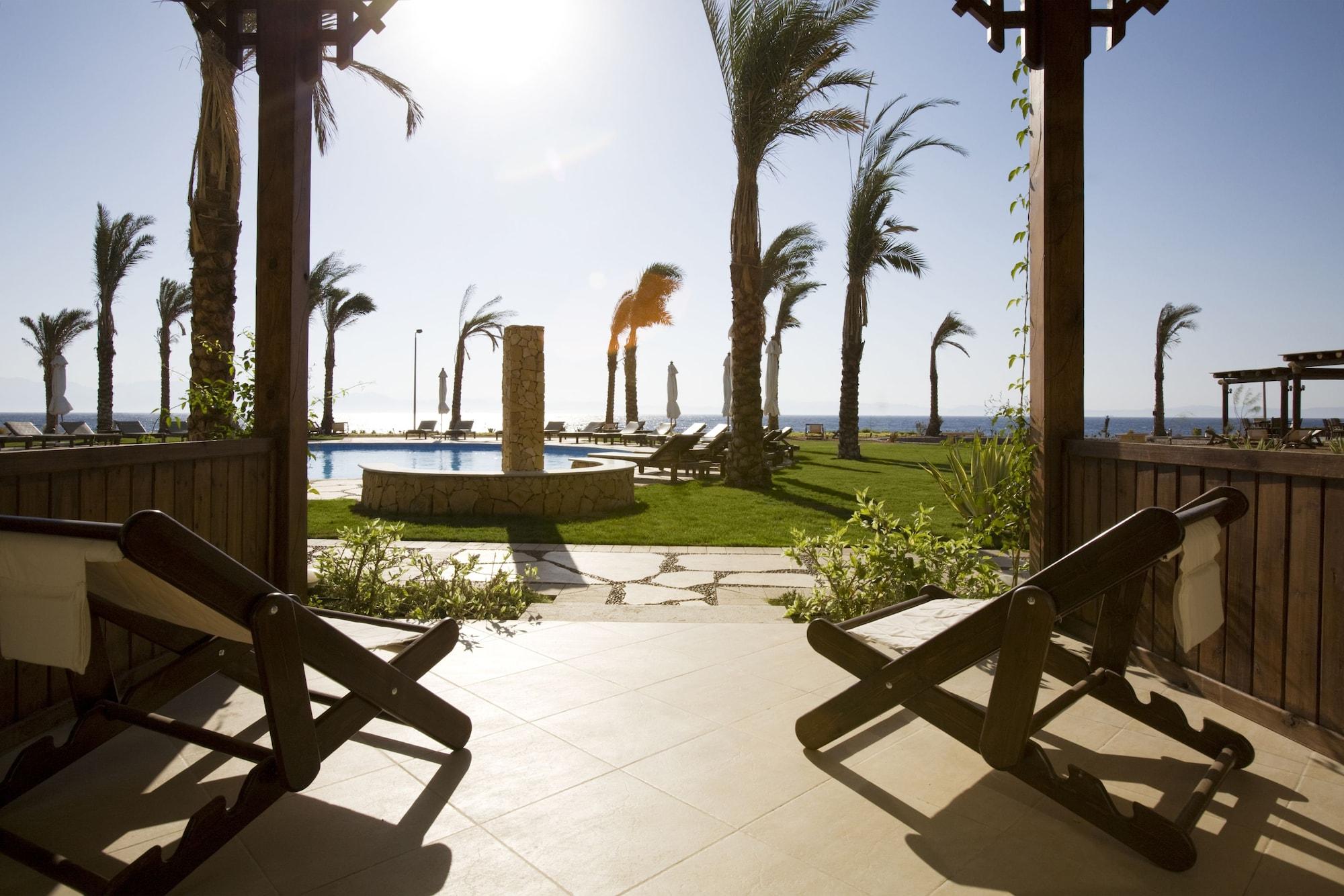 Resort Paradise 3*