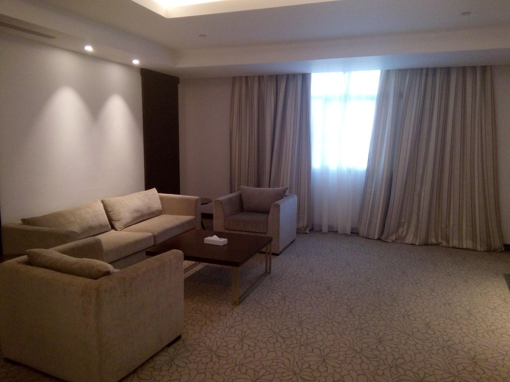 Hotel Tolip Golden Plaza