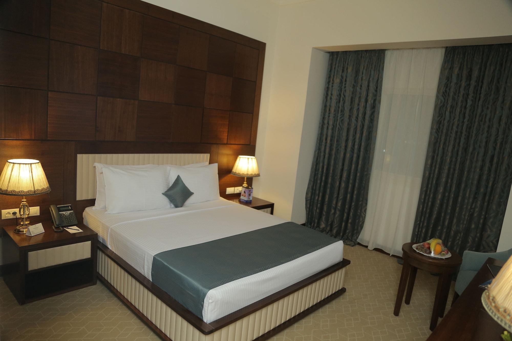 Hotel Tolip Golden Plaza