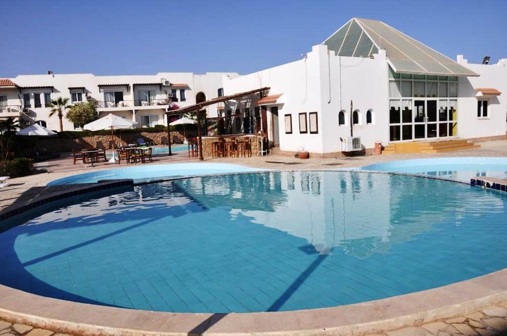 Logaina Resort Sharm El Sheikk