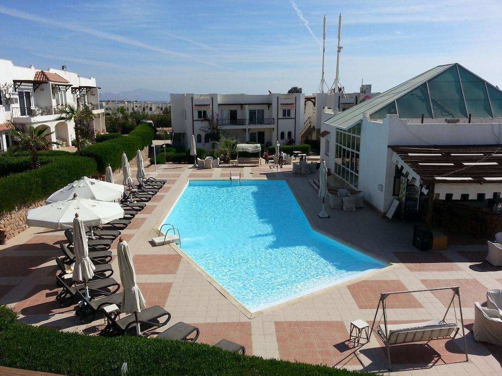 Resort Logaina