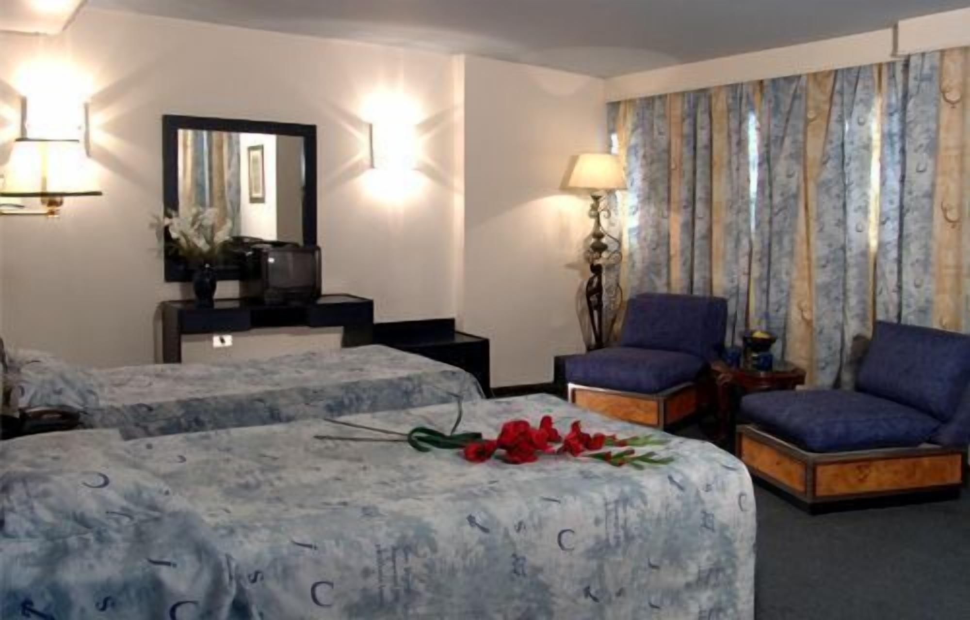 Concorde Dokki Otel 3*