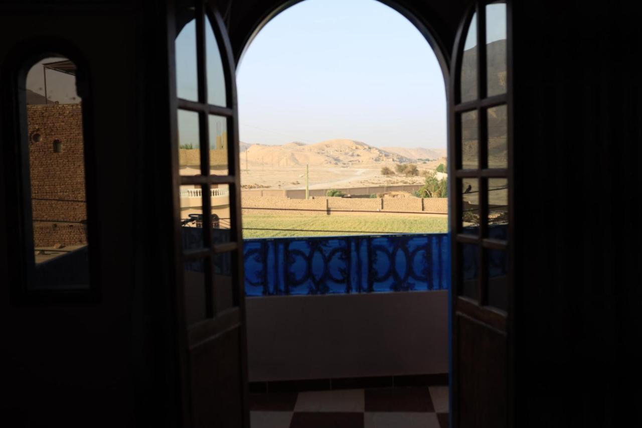 Daire Ahmed Mulatam House *
