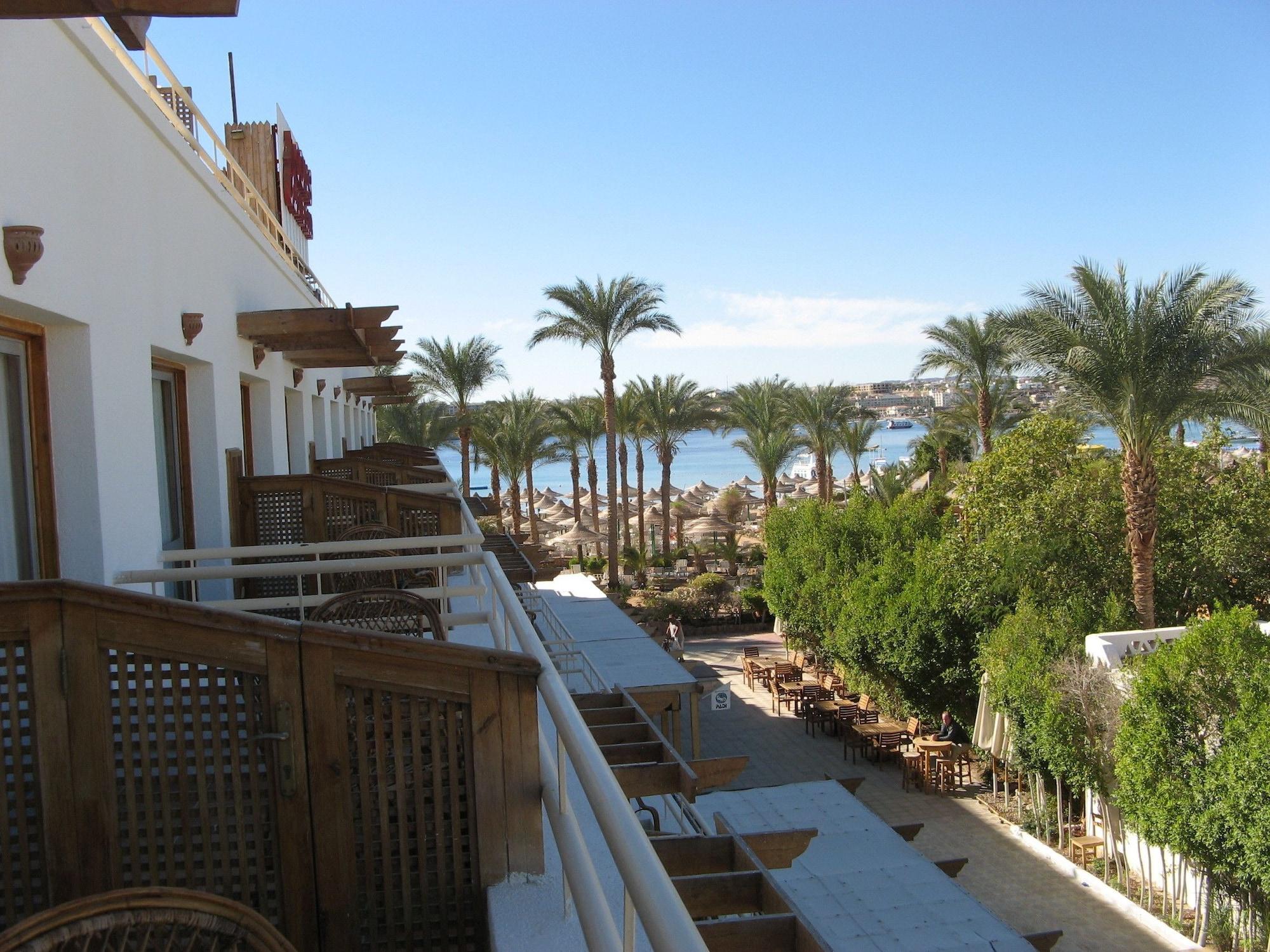 Oonas Dive Club Resort 2*