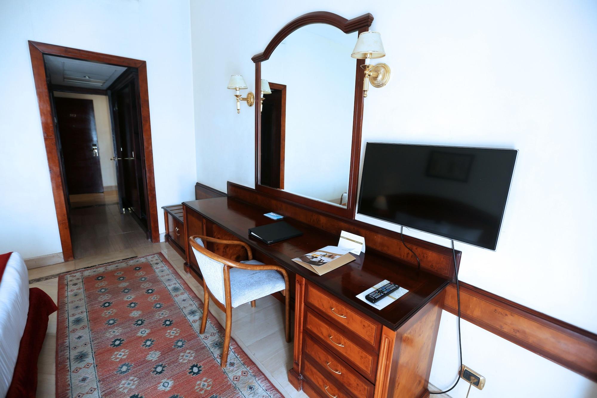 Triumph Plaza 4* Cairo
