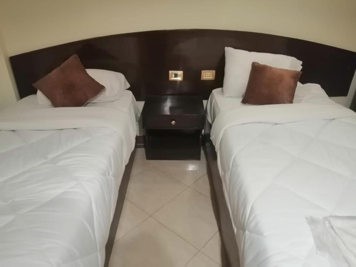 Otel Eiffel 3*