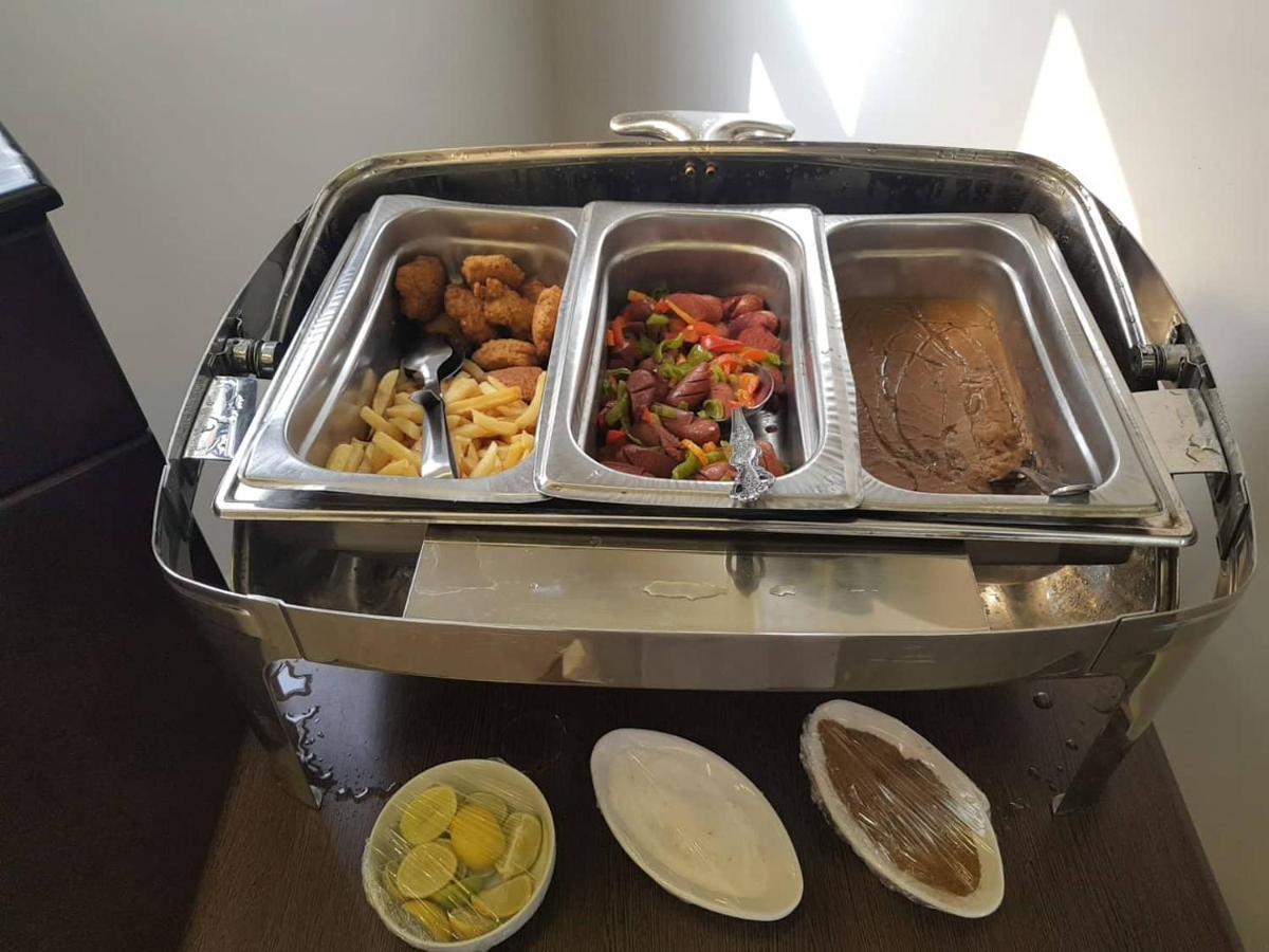 Bed & Breakfast Khan Duidar - Pyramids View Rooftop Nazlet el-Sisi
