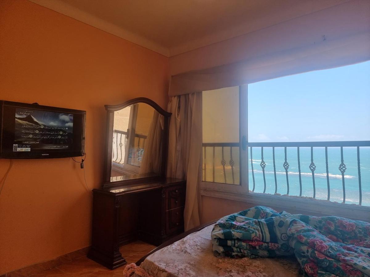 Zamzm Panoramic Sea View Family Flat - Beachfront Apartment