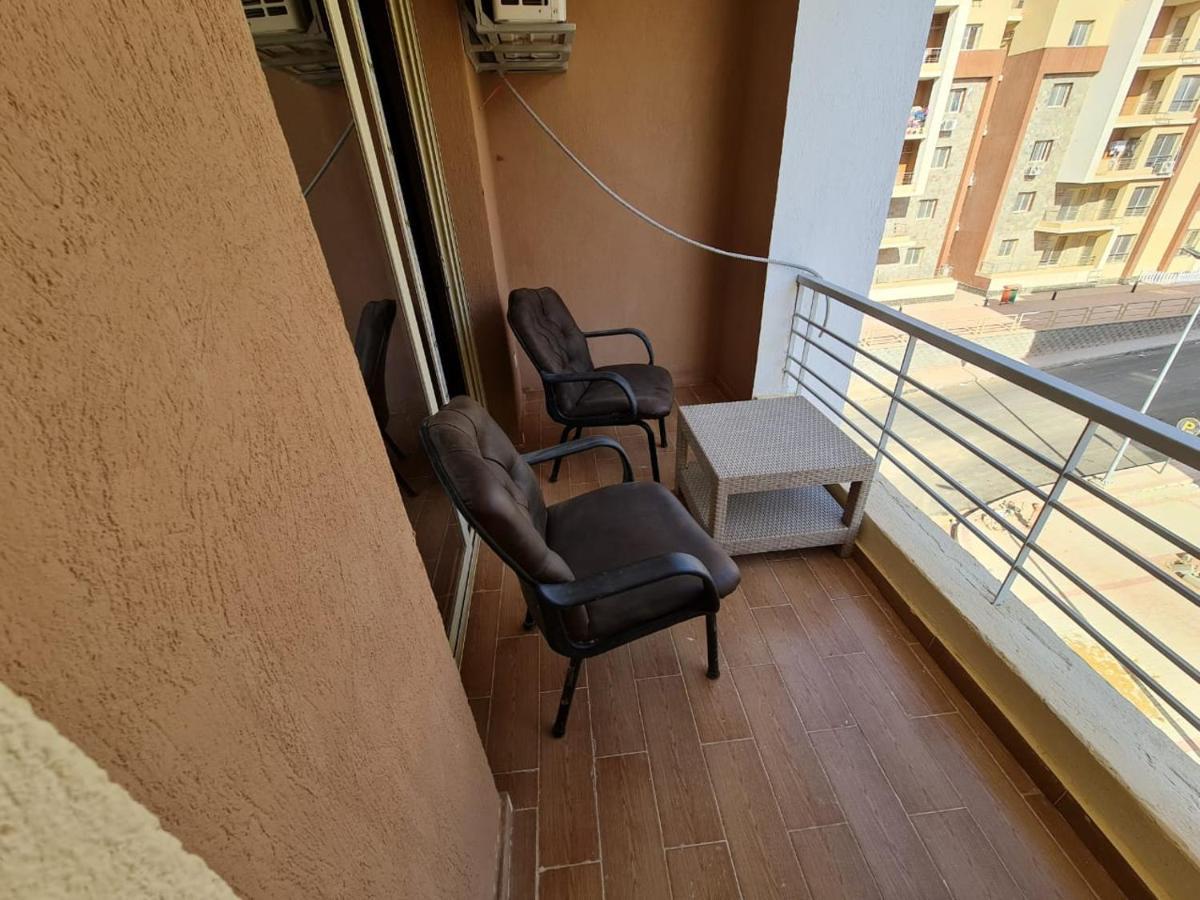 Freshly Modern Renewed 3br Full Aircod Dar Masr Qornfel New Cairo
